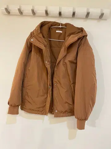 아이템즈 어반 리서치 충전솜 후드 자켓 다운 자켓 카멜