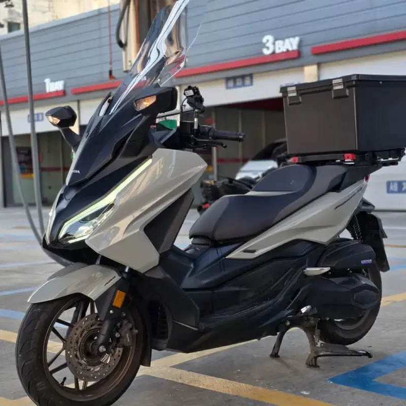 25년 포르자350 민트급 보이져xmax pcx nmax uhr존테스