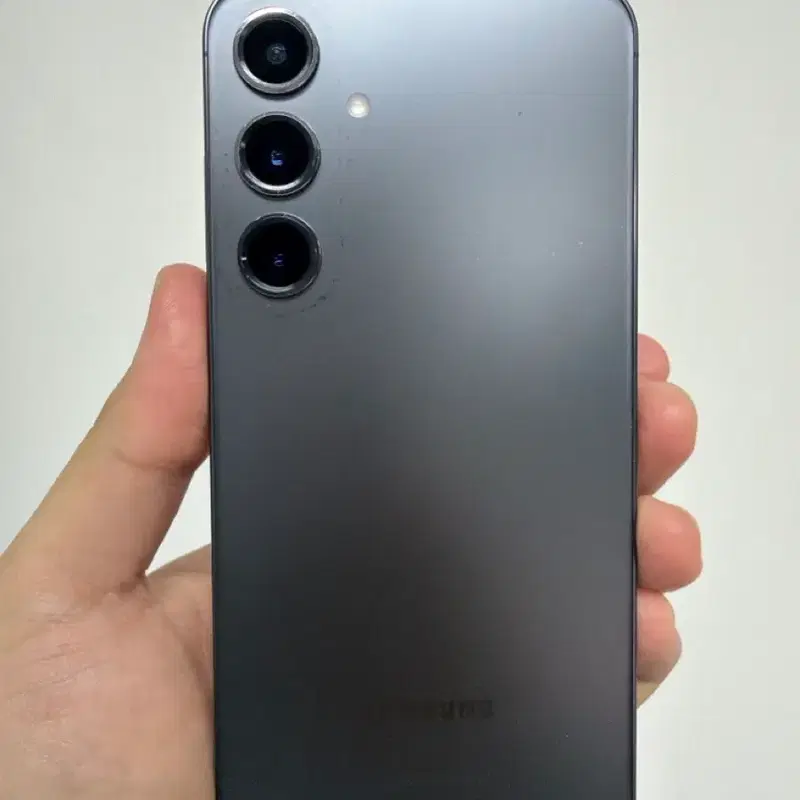 갤럭시 S24+ 512gb 블랙색상 판매합니다!