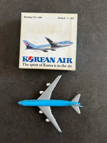 KOREAN AIR Boeing 747/400