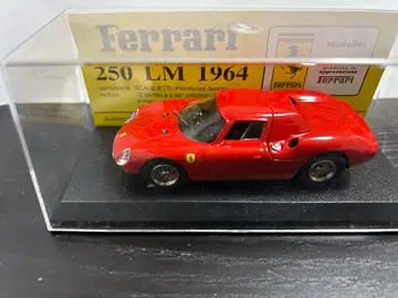 페라리 250 LM 1964 미니카 1/43 스케일