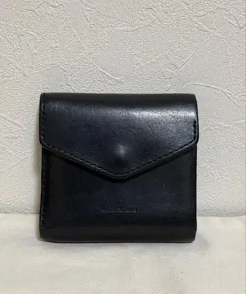 Hender Scheme 블랙 가죽 접이식 지갑 Flap Wallet