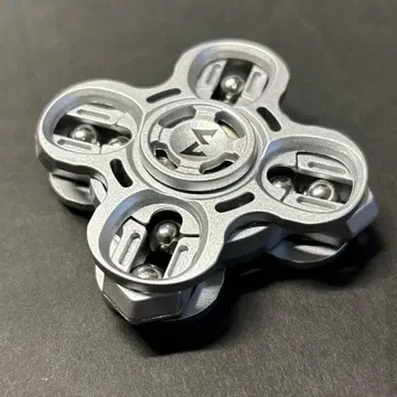 음차 내장! 핸드 스피너 EDC 피젯 토이
