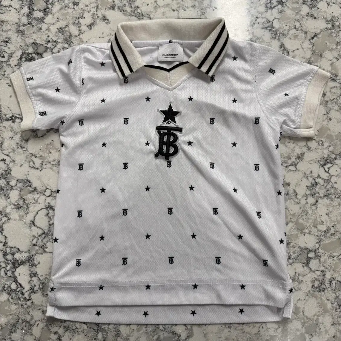 不定期特価 ＊ Burberry 3Y(98cm） ＊