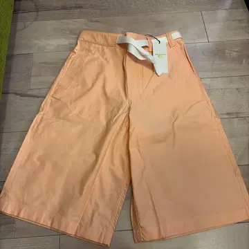 메종 키츠네 오렌지 숏팬츠