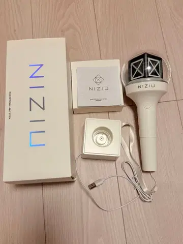 NiziU 응원봉