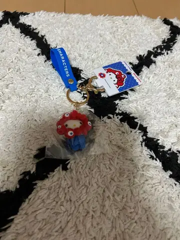 미야쿠미야쿠 키티 키링 빨간색
