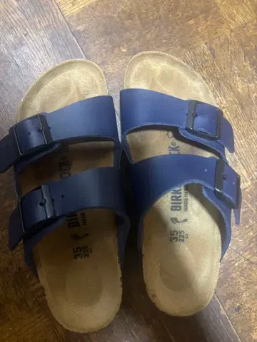 버켄스탁 네이비 샌들