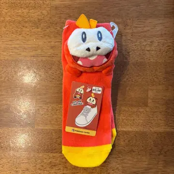 포켓몬 센터 마스코트 부착 미들 양말 뜨아거 (23-25cm)