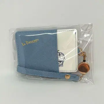 [ 새상품 ] 도라에몽 패스 케이스 교통카드 지갑 릴 달린 카드 홀더