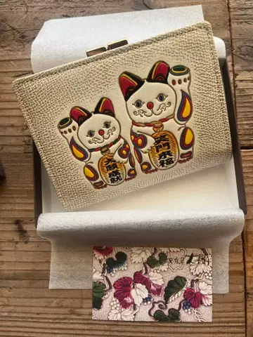 미사용 새상품 분코야 오제키 마네키네코 상자형 금 장식 장지갑