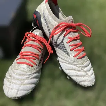 Morelia Neo4 BETA JAPAN 축구화 26cm