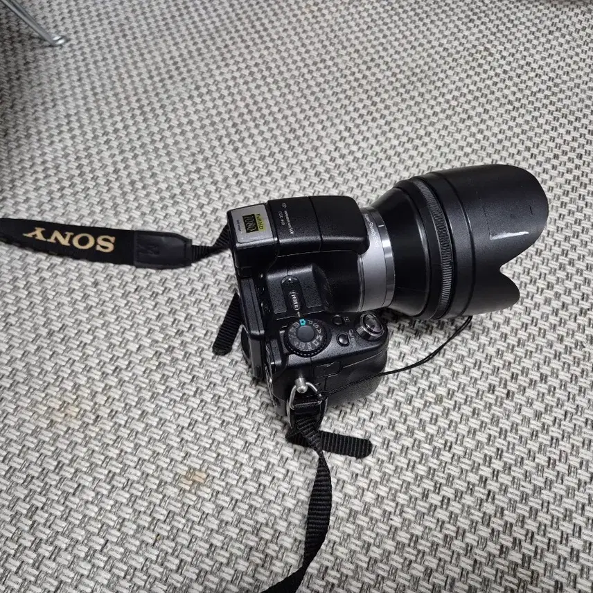 소니 DSC-H9 풀HD 카메라