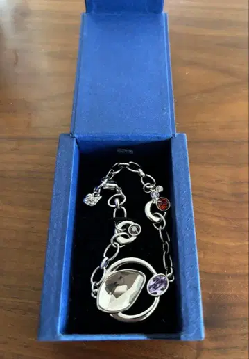 Swarovski 눈물형 펜던트 팔찌