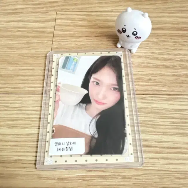 아이브 이서 엠파시 상하이 메이크스타 카페점장 포카 팔아요