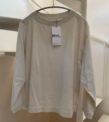 [ 미사용 새상품 ] MHL. 마가렛호웰 긴팔 T 아이보리 코튼 II