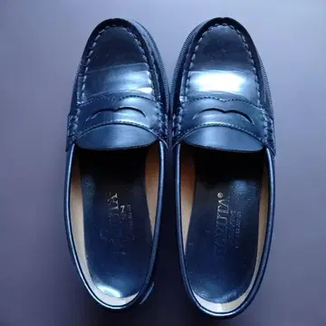 하루타 블랙 가죽 로퍼