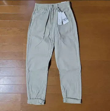 [ 새상품 ] ZARA MOM FIT 36
