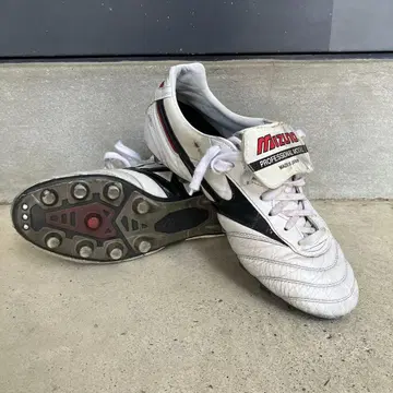 Mizuno 축구화