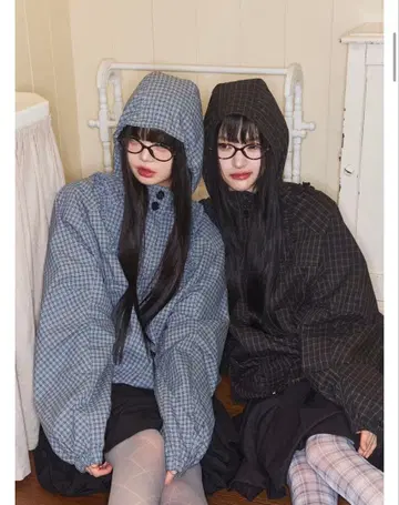 ILLIGO 오블리크 프릴 후드 자켓 체크 블랙