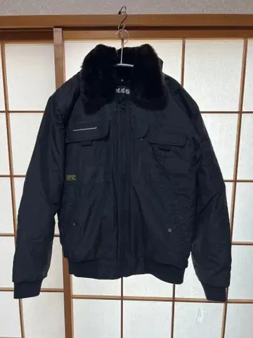 XEBEC 퍼 포함 블랙 자켓 LL