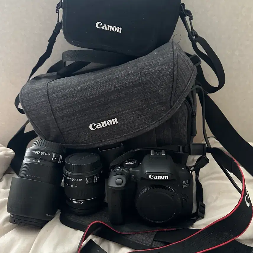 (급처)캐논 EOS 800D 카메라 + 렌즈2개 + 가방2개