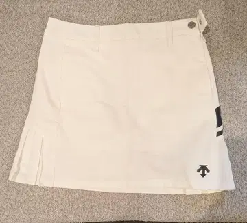 [ DESCENTE ] 골프 스커트 화이트