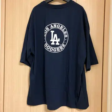 새상품 MLB LA 다저스 로고 T셔츠 네이비 4L 오버 사이즈
