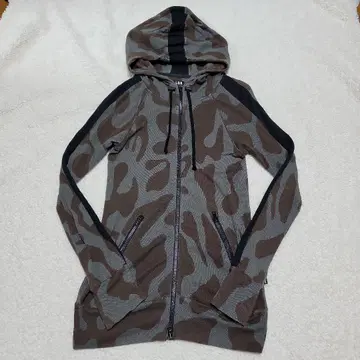 LGB 루 그랑 블루 후드티 Size 1