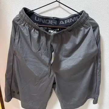 UNDER ARMOUR HeatGear 숏팬츠 M 그레이