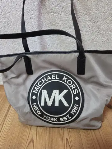 MICHAEL KORS 그레이 토트백