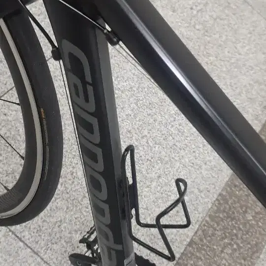케논데일 옵티모 로드자전거