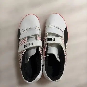 PUMA 축구화 화이트/레드