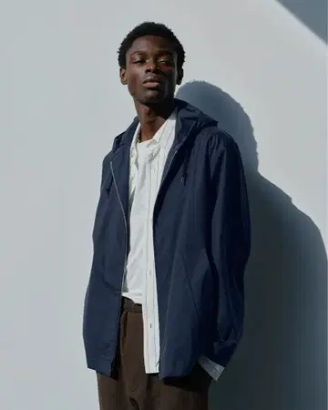 새상품급 MARGARET HOWELL 후드 자켓 24SS