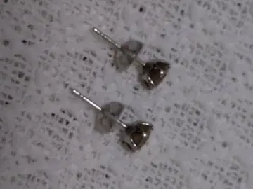 P900 다이아몬드 귀걸이 0.78ct