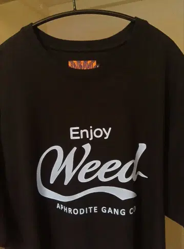 Enjoy Weed T셔츠 블랙