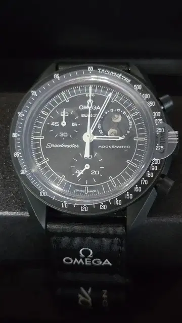 swatch OMEGA 스누피 Black