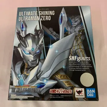 S.H.Figuarts 울티메이트 샤이닝 울트라맨 제로