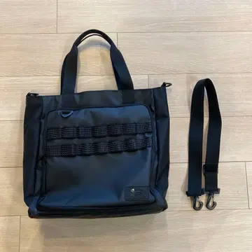 언더아머 트라이엄프 유틸리티 토트백 ( UNISEX )