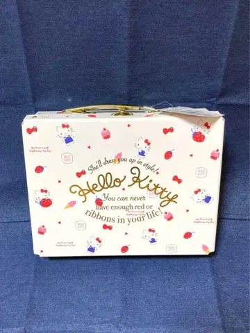 초레어 헬로키티 트렁크 케이스 수납 박스 2018 케이스 BOX