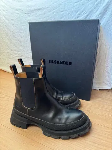 JIL SANDER 블랙 사이드 고어 부츠