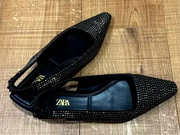ZARA 블랙 스터드 스틸레토 펌프스 사이즈 36 시착만 한 상품