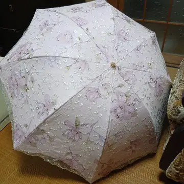 꽃무늬 자수 옅은 핑크 접이식 양산 차광