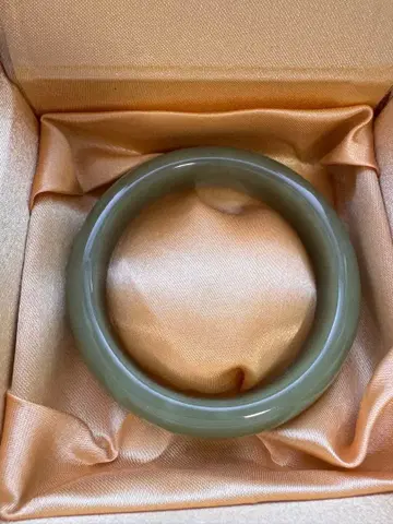컨디션 최상 화전옥 뱅글 60mm
