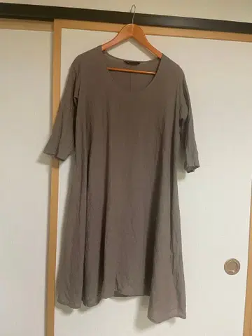 미즈이로 인드 린넨 100% 원피스 새상품급 중고