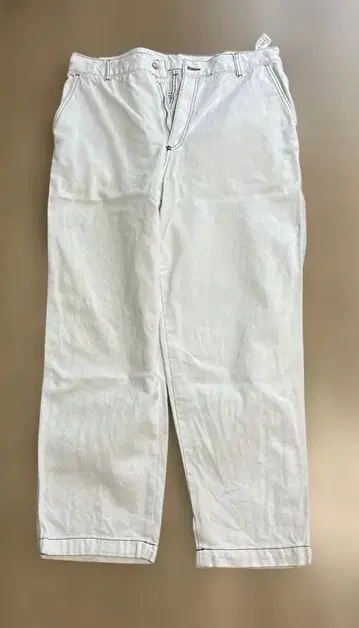 ZARA 화이트 x 블랙스 데님 팬츠