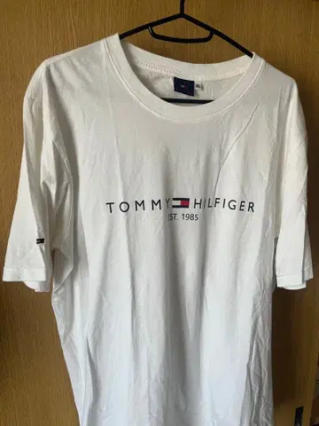 TOMMY HILFIGER 화이트 T셔츠 XL