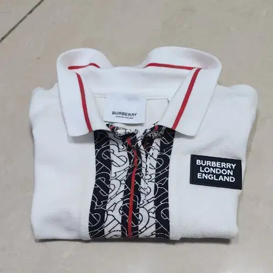 BURBERRY キッズ Tシャツ 3Y 98cm 楽天市場】バーバリー キッズ t