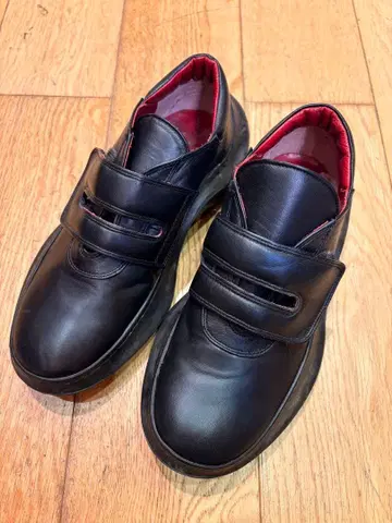 Jean paul GAULTIER 이탈리아제 스니커즈 22cm 76