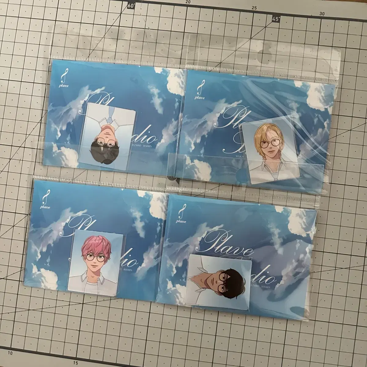 PLAVE NOAH EUNHO HAMIN ANIPLUS 特典 まとめ売り PLAVE Aniplus ID Photo Bulk WTS [Noah, Eunho, Hamin] | Bunjang Global